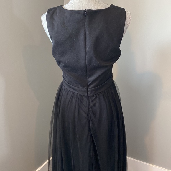 Papillon (size L but fits like a size 8) - Picture 4 of 5